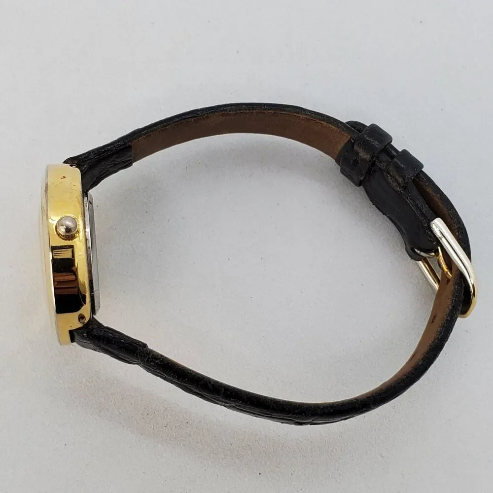 Carriage Timex 27MM Women's Watch White‎ Dial Black Leather Bands New Battery